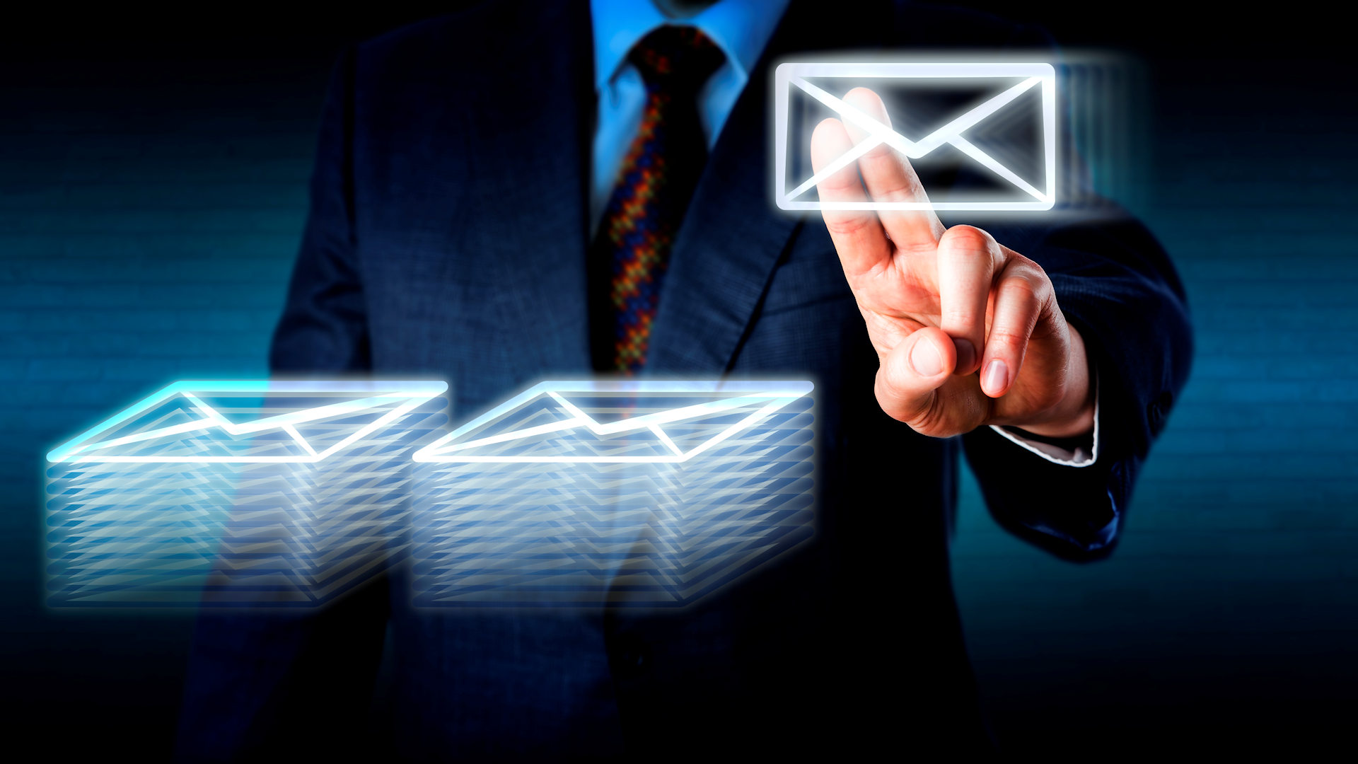 5 Reasons to Seek Digital Mailroom Solutions